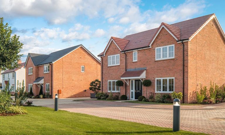 Property 2 of 8. Dandara - Zoopla -