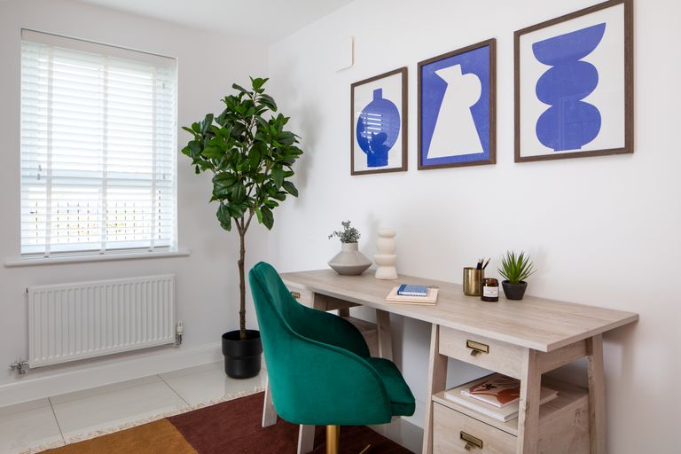 Property 3 of 8. Single Bedroom Or Home Office In The Haversham 4 Bedroom Home