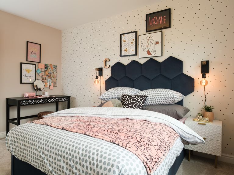 Property 3 of 10. The Oxford - Bedroom 3