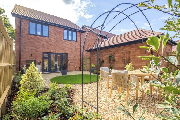 Property 1 of 13. Barden Croft, Tonbridge