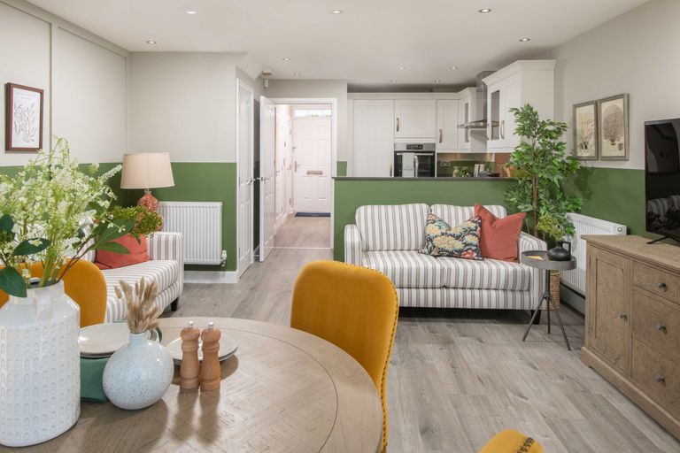 Property 2 of 9. Cannington