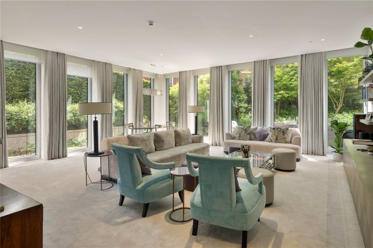 Property 1 of 18. Reception