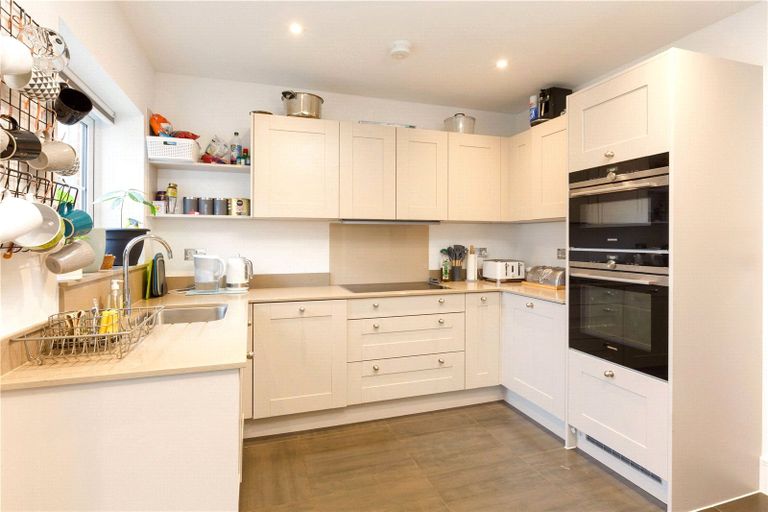 Property 2 of 10. Kitchen/Dining