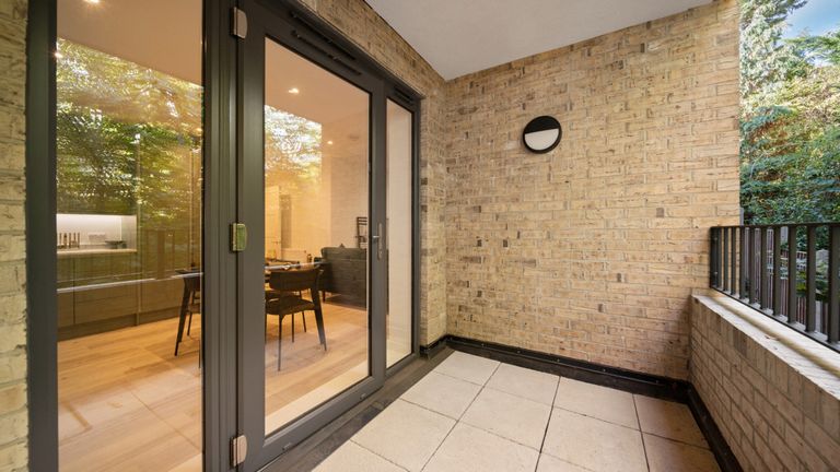 Property 2 of 19. Plot Image