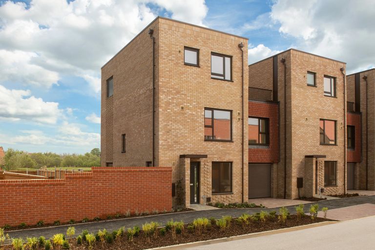 Property 1 of 10. Flat Roof Newman