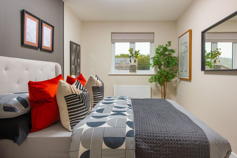 Property 2 of 21. Internal Photography