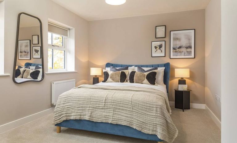 Property 1 of 5. Dandara - Zoopla -