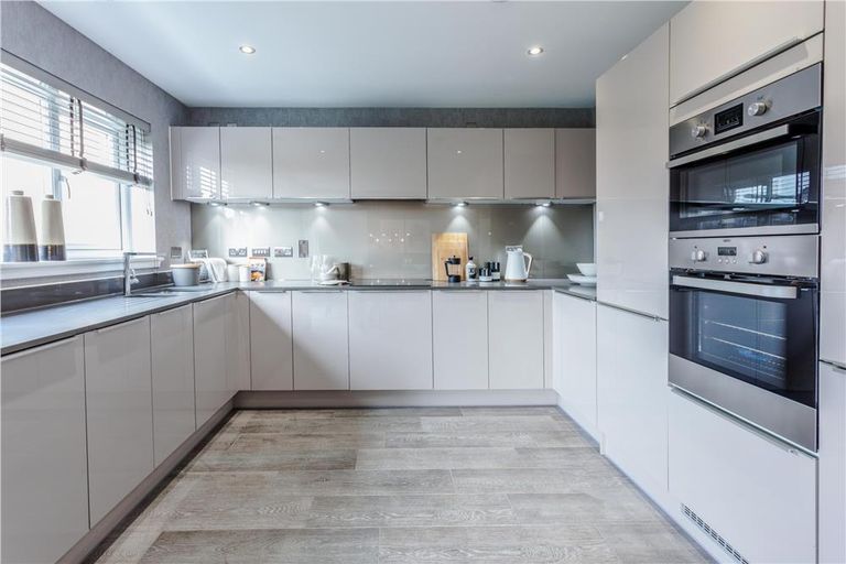 Property 3 of 9. Representative Image