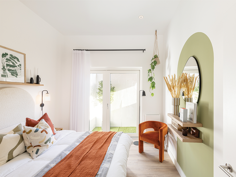 Property 1 of 17. Forest Road E17