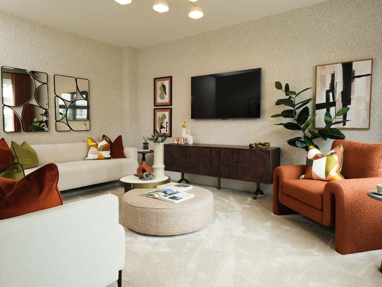 Property 3 of 9. The Redwood Lounge