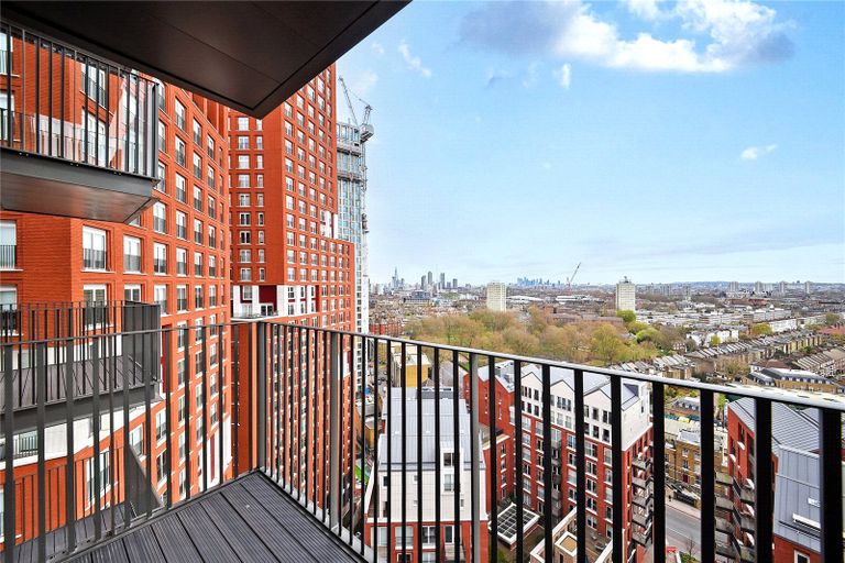 Property 2 of 10. Balcony
