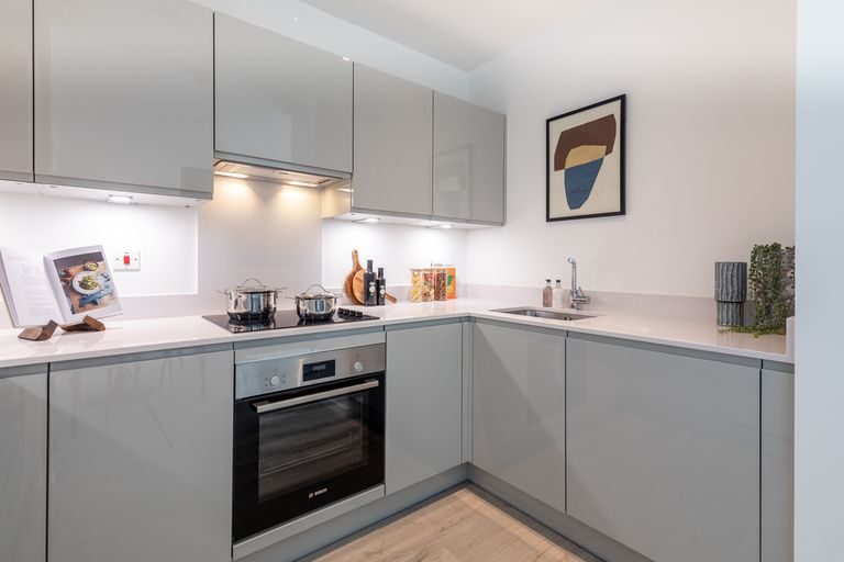 Property 3 of 10. 25.05.02 Cside Meridian One 2 Bed Apt -60