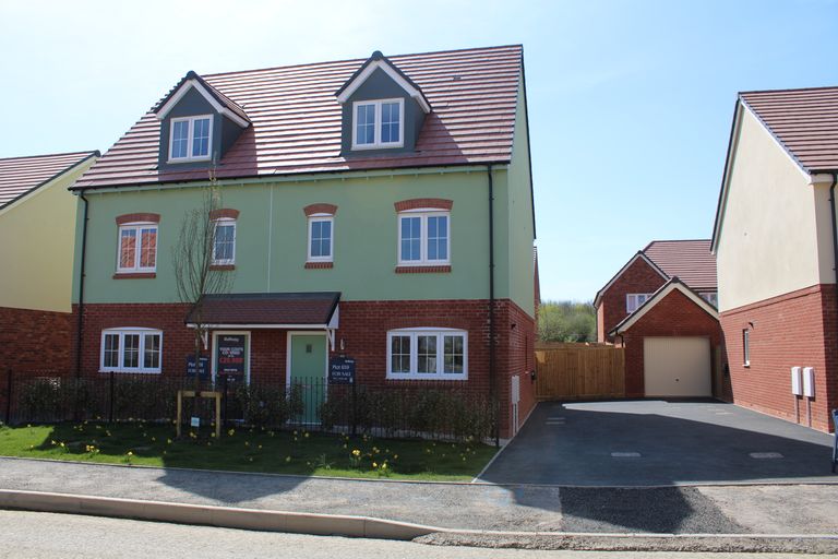 Property 1 of 13. Plot 659