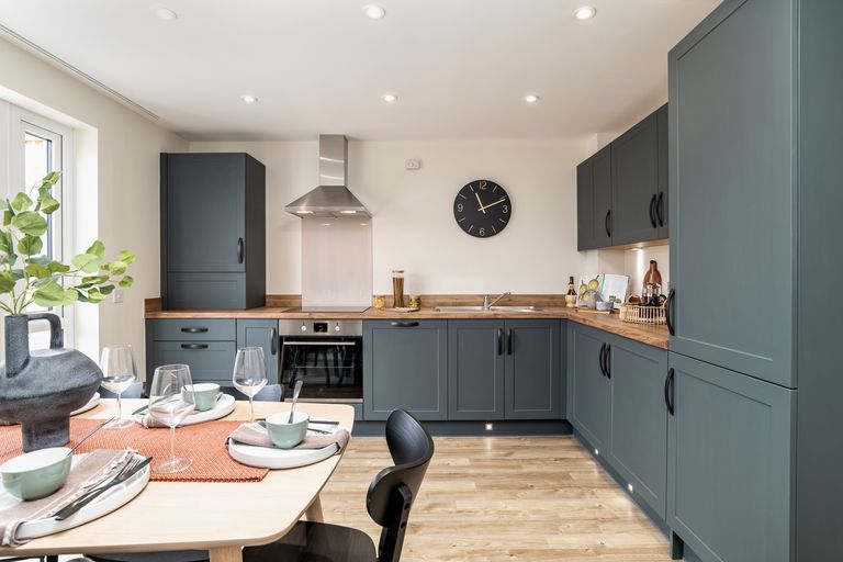 Property 3 of 10. Dev001532_Cupar_Bcup_Ness Castle_Internal_120423_08