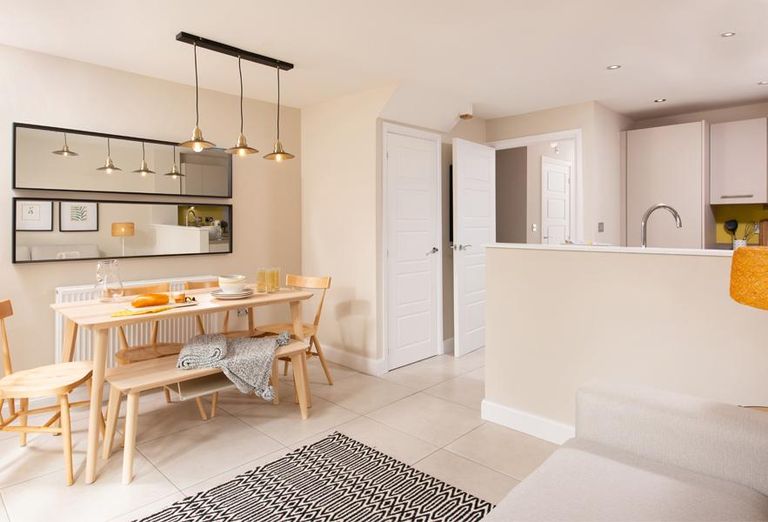Property 3 of 9. Dining Area