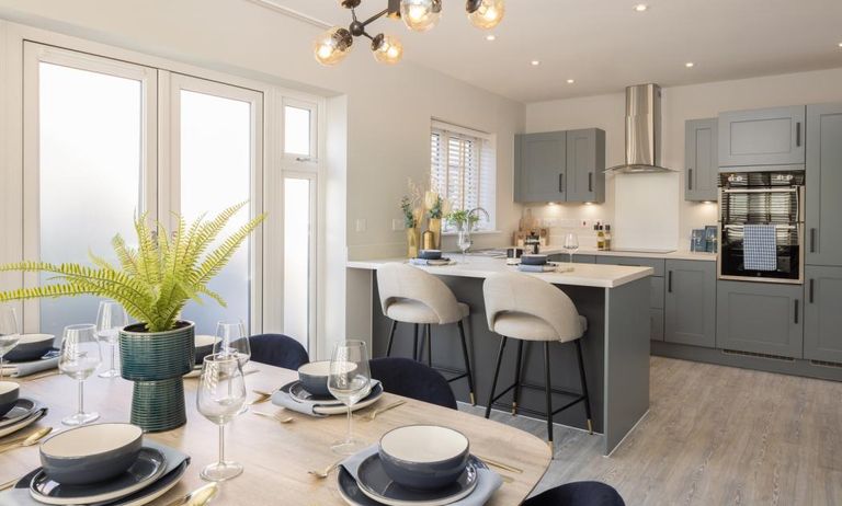 Property 2 of 8. Dandara - Zoopla -