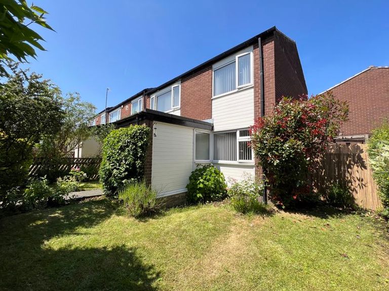 3 bed terraced house for sale in Cramond Walk, Bolton BL1 Zoopla