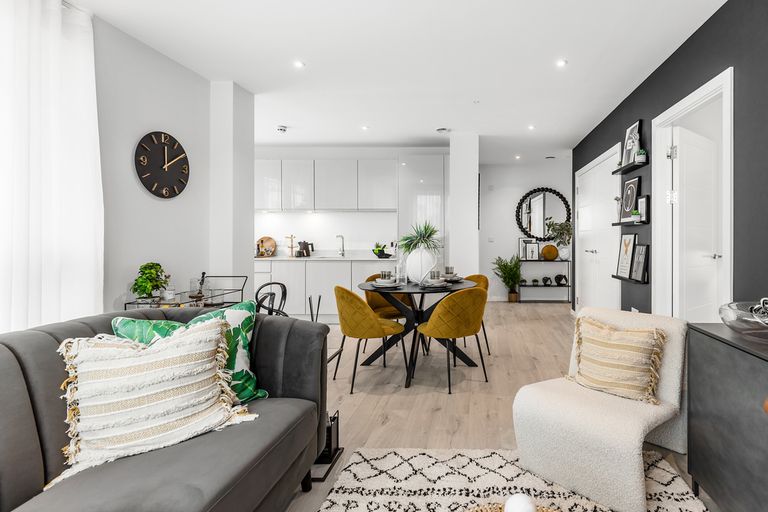 Property 3 of 7. Vvmerinternal2Bed0014