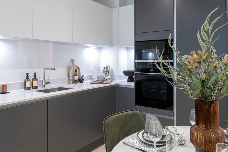 Property 2 of 7. 24.10.16 Cside Verdica 24.10.16 Cside Verdica 1 Bed Apt -67