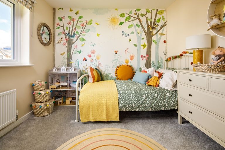 Property 1 of 12. Perfect Spare Room For Friends Or Family
