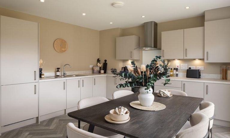 Property 2 of 8. Dandara - Zoopla -