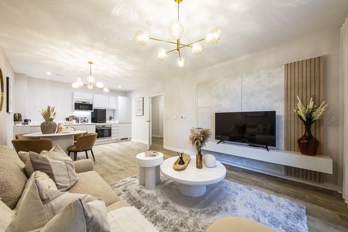 Property 3 of 12. Vb5318393 Www.Andrewhendry.Com28 716x515