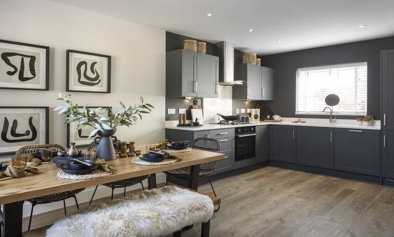 Property 2 of 8. Dandara - Zoopla -