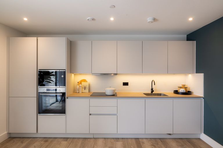 Property 3 of 14. Kitchen