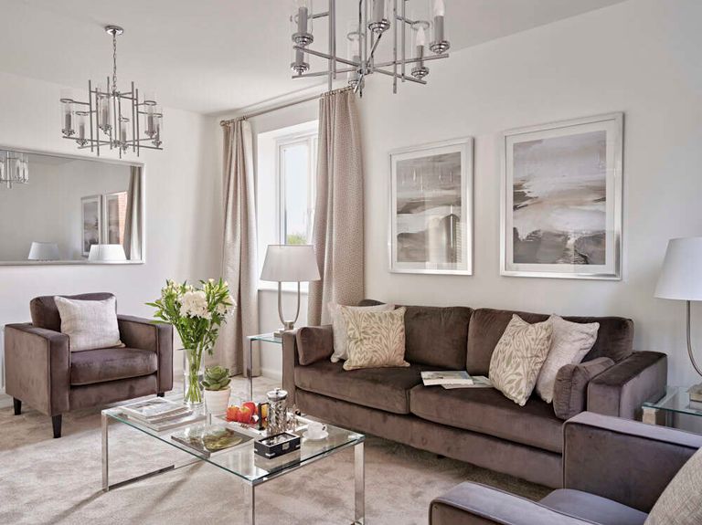 Property 3 of 8. Chestnut_Essi (39)