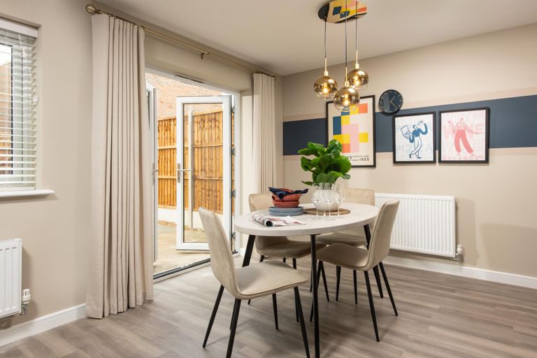 Property 2 of 21. Internal Photography