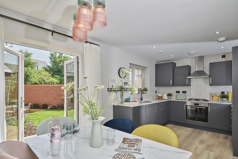 Property 3 of 10. 3 Marston Leys The Chesham Internals Kitchen And Dining Room