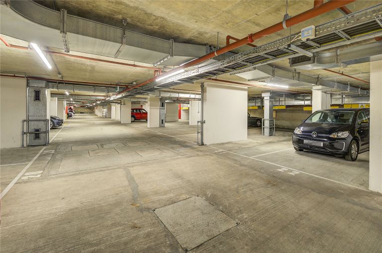 Property 3 of 3. Space 21