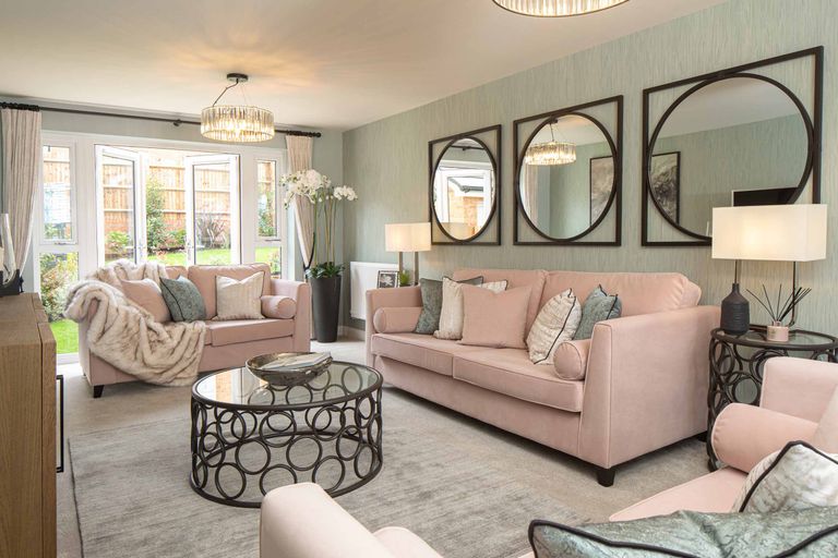 Property 3 of 9. Malvern Lounge, Clipstone Park, H767601