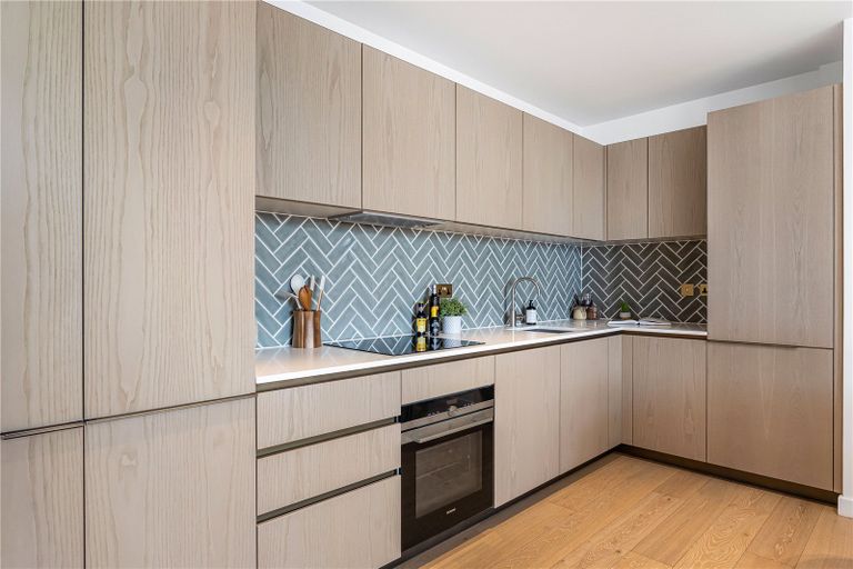 Property 3 of 29. Picture No. 50