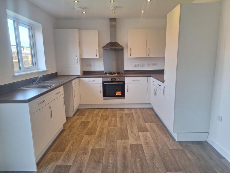Property 2 of 15. Typical Kitchen