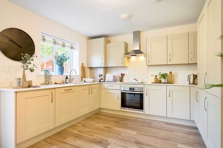 Property 3 of 11. Vistry Countryside Chalkhill View Plot 285 110924 057_Housetype_Plot_-_Hero_860x573