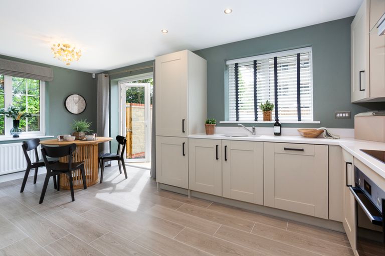 Property 3 of 7. Lh_Cpsem_Stamfordgardens_Mountford_18