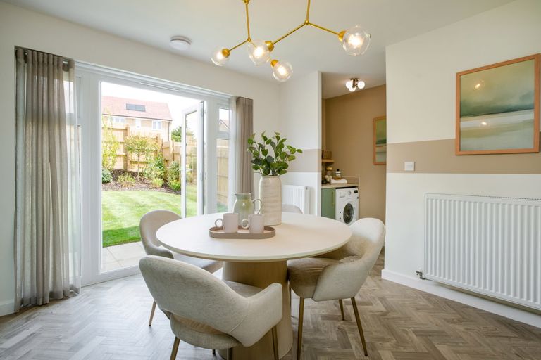 Property 3 of 10. Avon Rise Kitchen/Dining Kilburn