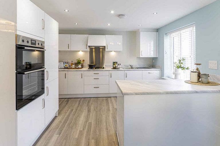 Property 1 of 12. Beautifully Designed Kitchen With Breakfast Bar