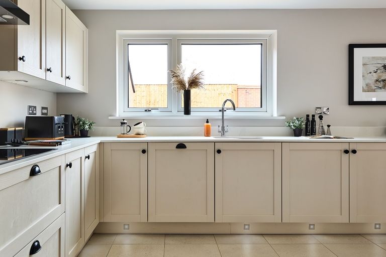 Property 3 of 10. A Modern, Easy To Clean Kitchen