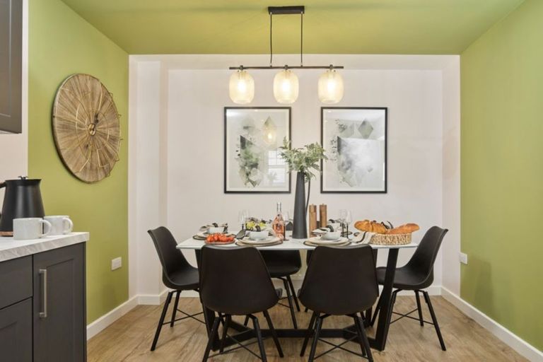 Property 2 of 9. Saffron Fields The Redgrave