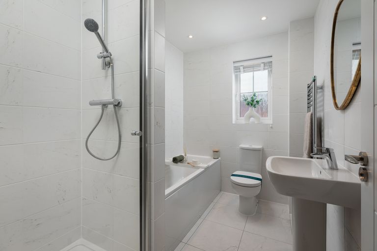 Property 3 of 8. Thebourne0041