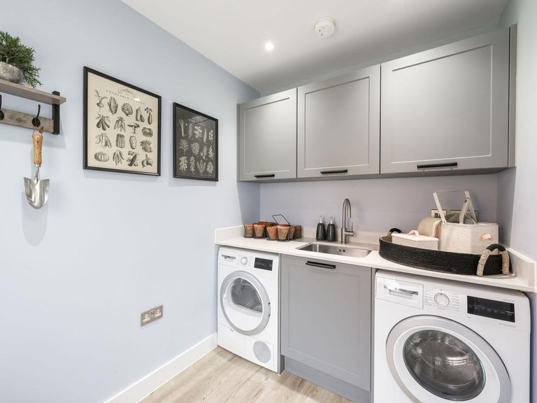 Property 2 of 22. Number 51 - The Framlingham