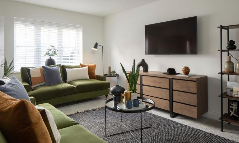Property 3 of 8. Dandara - Zoopla -