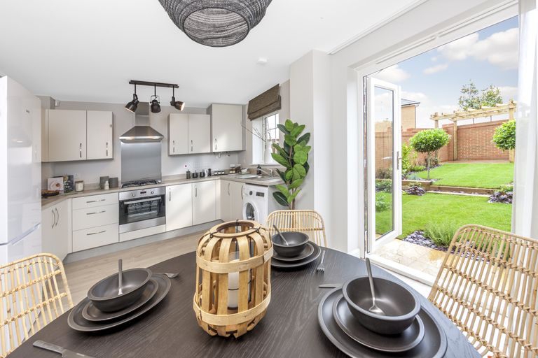 Property 3 of 9. Maidstone Kitchen Diner
