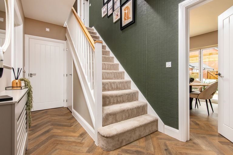 Property 2 of 11. 028 Vistryne_Bovis_Scholarsmeadow_Briar_Internals