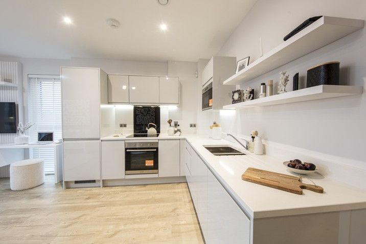 Property 3 of 18. Vb2327900 The Green At Epping Gate   1 Bed Show Apartment Plot 20  21  716x515