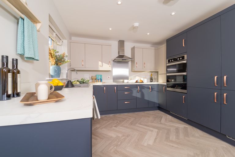 Property 3 of 9. 3186-2746