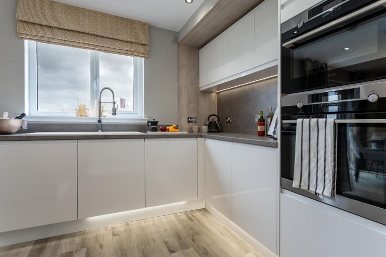 Property 3 of 10. Typical Photography