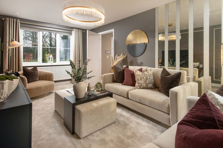 Property 3 of 10. Lh-Vmcw-Lily-Lvr (2)